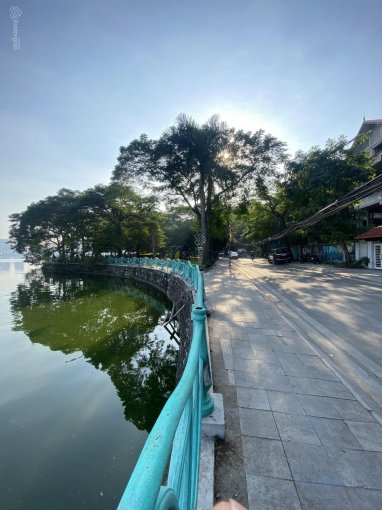 Bán biệt thự 5 tầng diện tích 190m2, mặt tiền 10m, mặt phố Quảng An, Tây Hồ