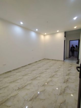 BÁN NHÀ GÓC 2MT hẻm 9m CMT8, Phường 11, Quận 3, 5x20, 3 tấm đúc BTCT, nhà đẹp ở ngay,