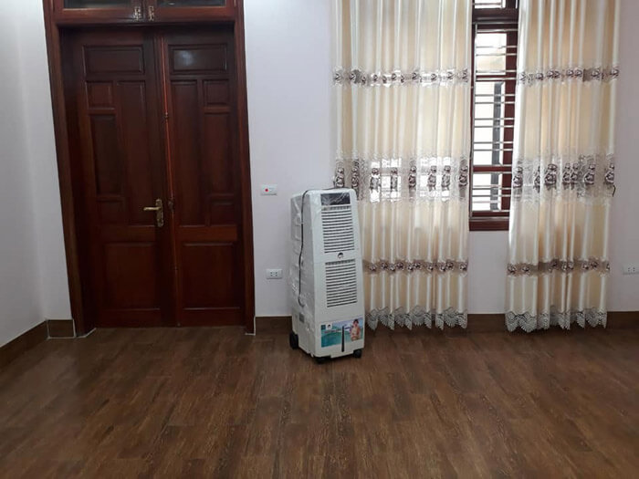 Bán nhà phố Hoàng Quốc Việt, quận Cầu Giấy 90 m2 5 tầng, 7m mặt tiền, giá 15 tỷ