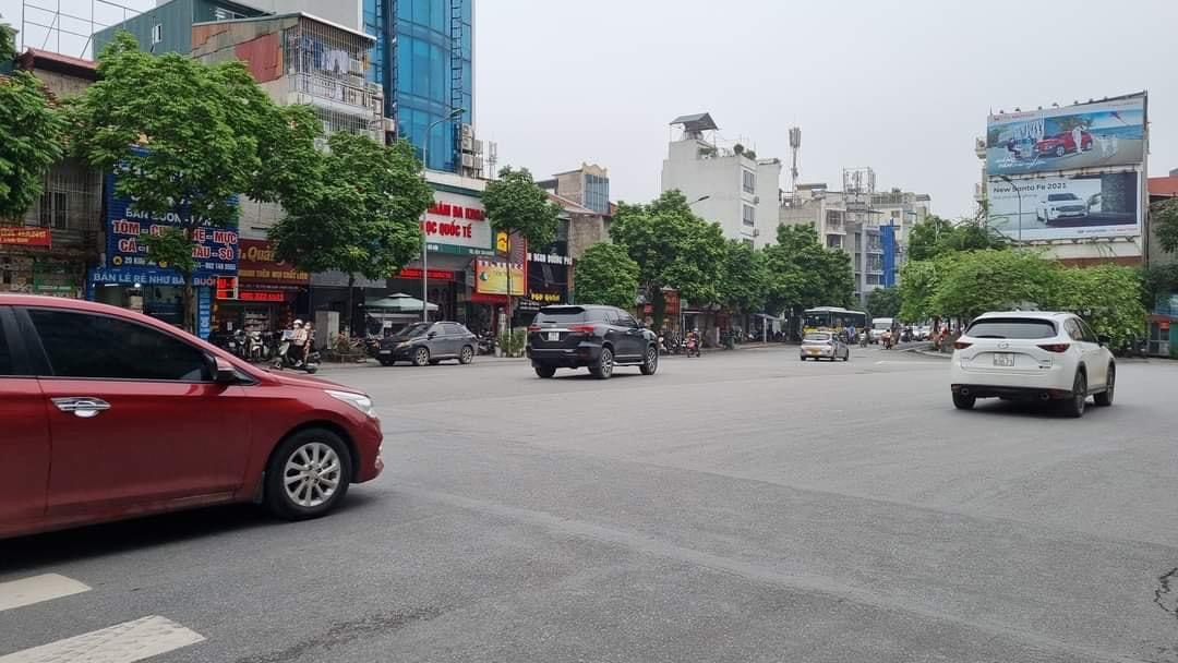 BÁN NHÀ SIÊU RẺ MẶT PHỐ- BA ĐÌNH- 65M - 15.5TỶ - KINH DOANH - VỈA HÈ