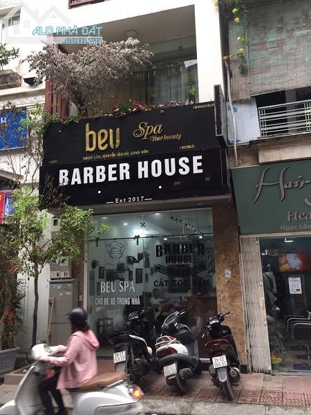 Bán nhà 2MT DT: 133m2, 23.9 tỷ mặt tiền đường 297, Quận 9 chính chủ