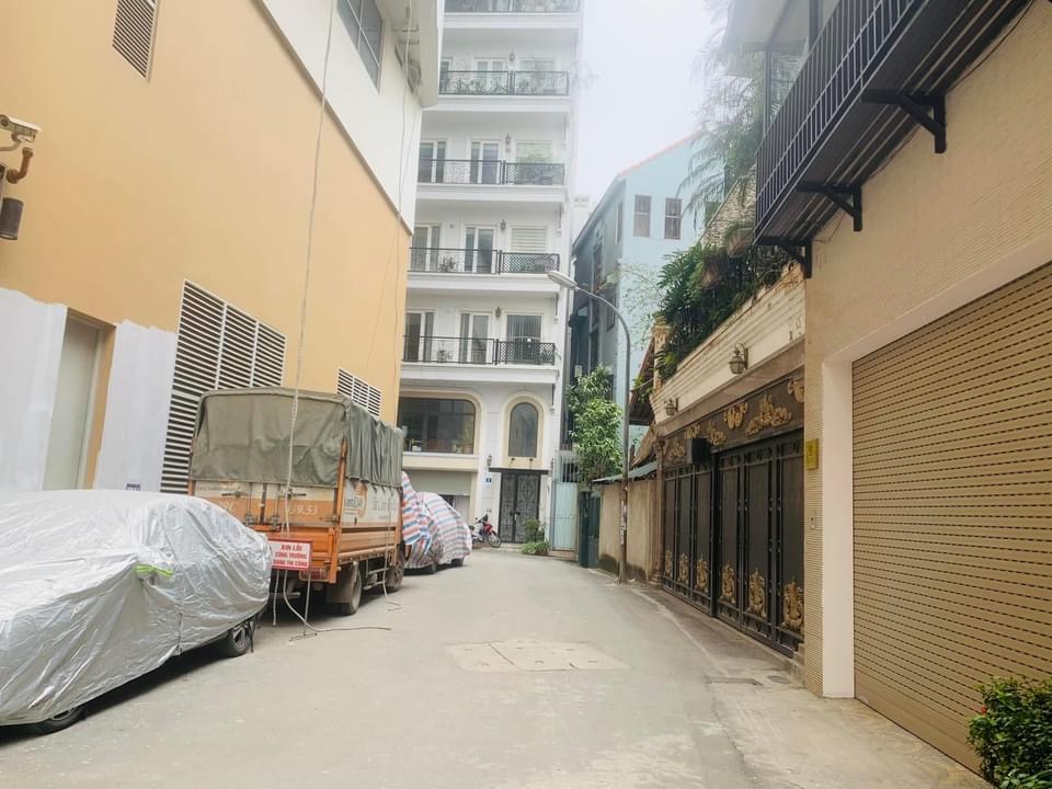 130m2
