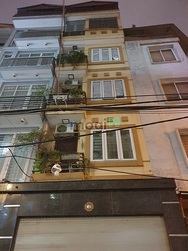 Bán nhà Hoàng Quốc Việt, Phân lô, vỉa hè rộng, 71m, giá 13.9 tỷ