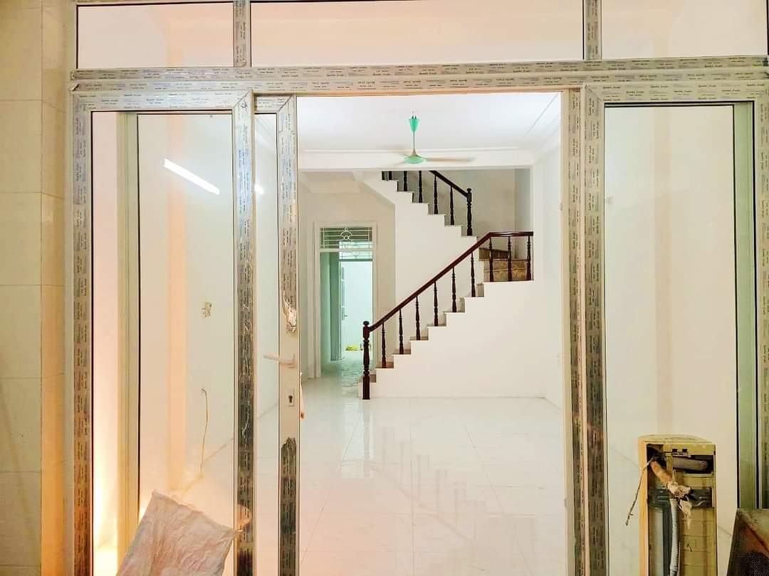 HOT MẶT NGÕ KINH DOANH ĐỈNH - Ô TÔ TRÁNH NGÕ THÔNG - MẶT TIỀN ĐẸP, SỔ ĐẸP - GẦN PHỐ