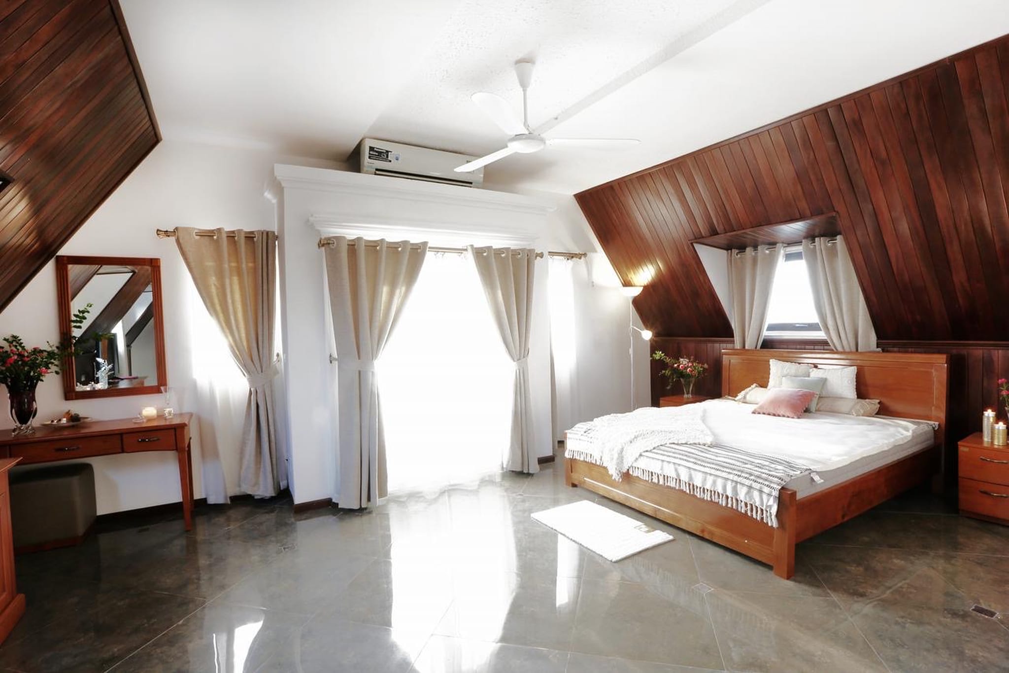 Mặt phố Phạm Ngọc Thạch 1068m2, mặt tiền 25m, 335 tỷ, phê duyệt Building 19 nổi, 2 hầm