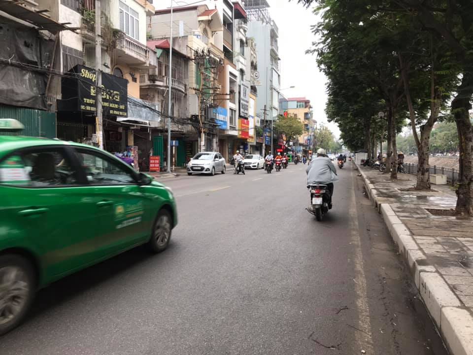NHÀ 1 MẶT PHỐ 1 MẶT NGÕ - ĐIỂM 10 CHO VỊ TRÍ