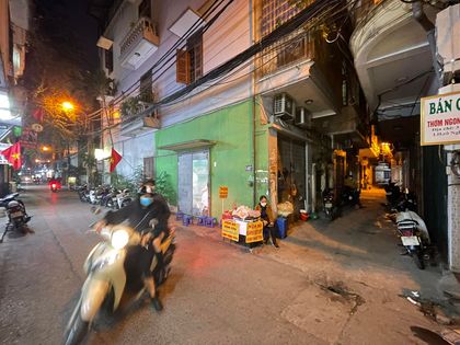 Bán nhà vị trí siêu đẹp, cực đỉnh đường Nguyễn Trãi, phường Nguyễn Cư Trinh, Quận 1