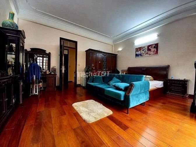 BÁN NHÀ MẶT PHỐ TRƯỜNG CHINH SIÊU MẶT TIỀN 5M CHO THUÊ 2000 $/THÁNG GIÁ 13.5 TỶ.