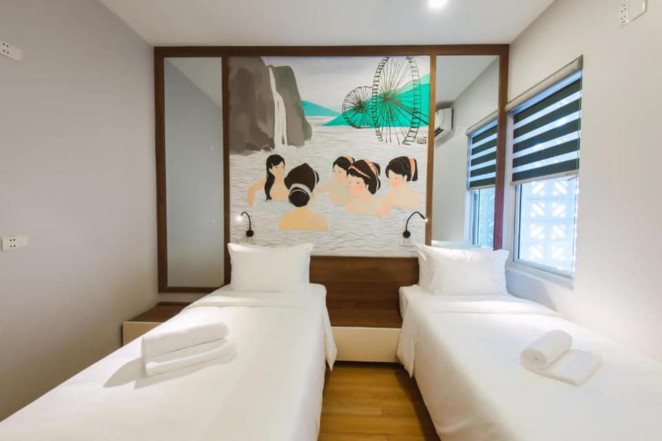 Bán Biệt thự Vườn Đào, Lạc Long Quân, Tây Hồ, 380 m2, mặt tiền 20m, 4 tầng, 90 tỷ