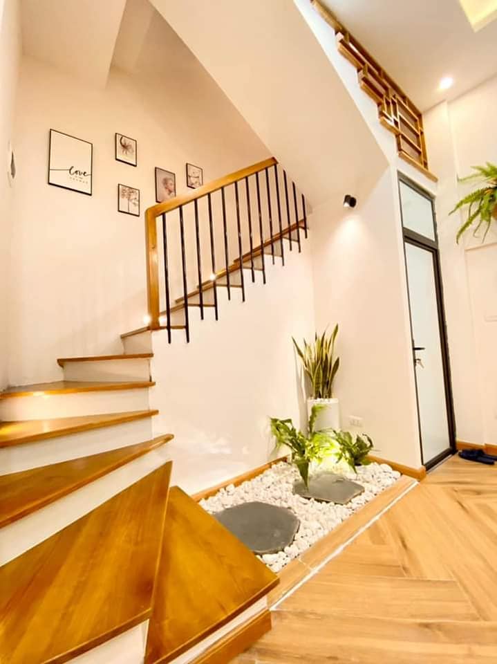 Bán nhà MT đường Bùi Viện, q1 (khu phố tây đoạn sung nhất) giá chỉ 20.9tỷ. HĐ thuê 70tr