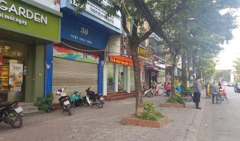 Bán mặt tiền sầm uất Nguyễn Văn Tăng 8x30=240m2 thổ cư vuông vức cho thuê 40tr/th giá 24tỷ