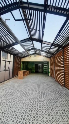 Bán gấp nhà MP Cầu Giấy kinh doanh bậc nhất. Doanh thu 1,5 tỷ/ năm, 90m2 x 8 tầng, MT 6m. Nhỉnh 40 T