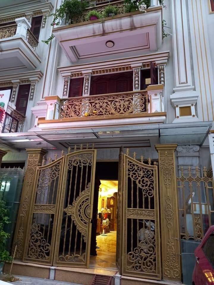 LIỀN KỀ DÁT VÀNG-6 TẦNG THANG MÁY Ở SƯỚNG- KHUẤT DUY TIẾN-THANH XUÂN-DT 73m2-6T-MT 5,2m-Giá 22 tỷ.