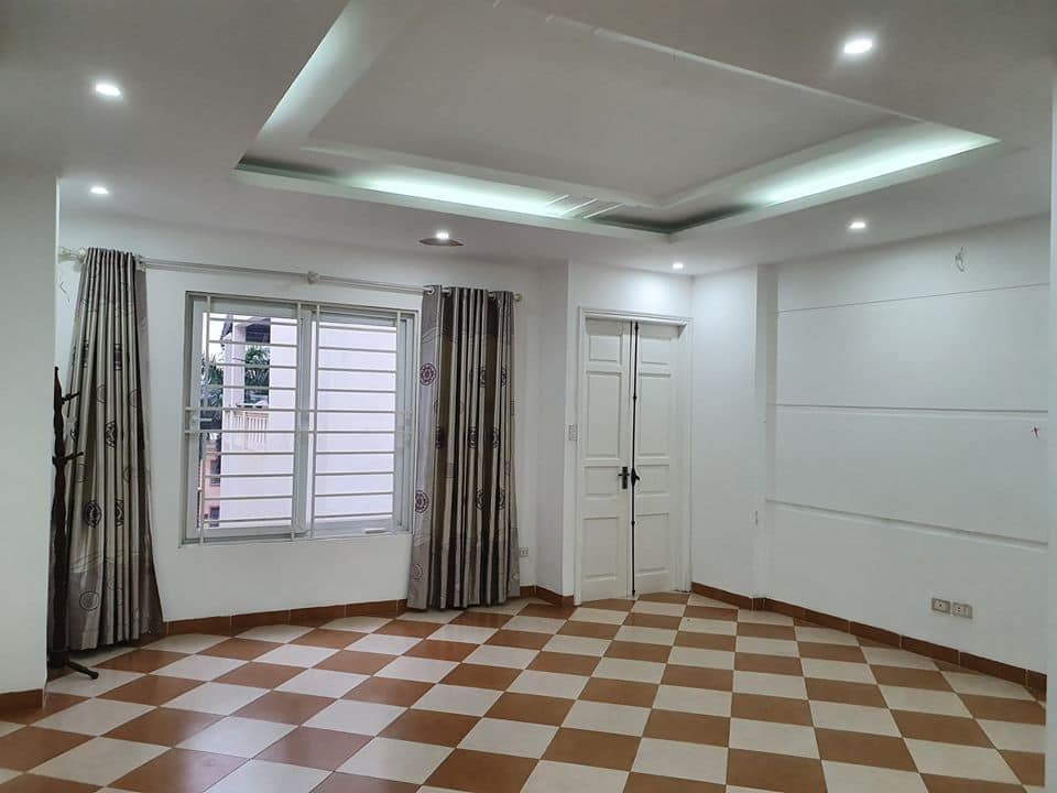 BÁN NHÀ LẠC LONG QUÂN, TÂY HỒ - DT 98M2 X 5 TẦNG, MT 6.4M, AN NINH TỐT