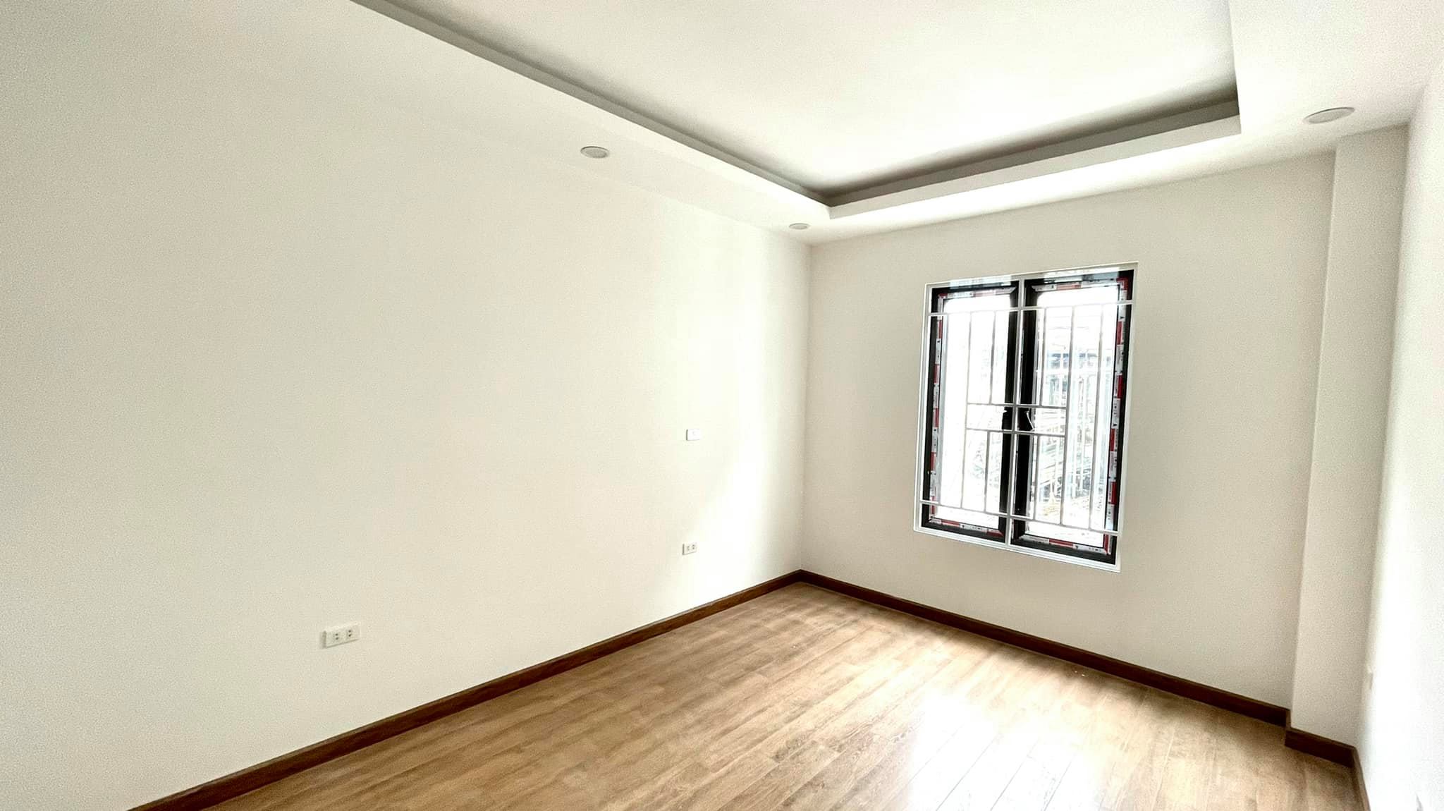 MẶT PHỐ ÂU CƠ CHỜ HẠ ĐÊ QUÁ NGON 400M2 MẶT TIỀN 12M GIÁ 50 TỶ