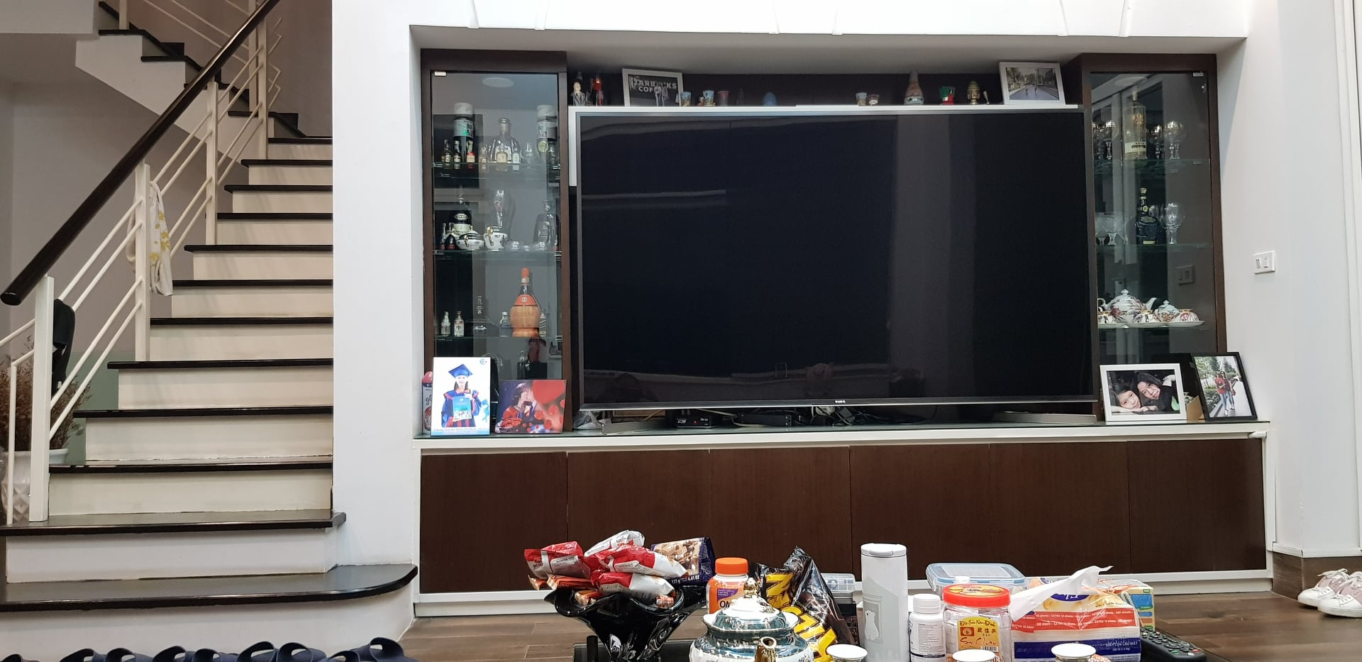 Bán biệt thự kdt Mỹ Đình 145m2 , 4 tầng , lô góc , nội thất cao cấp.