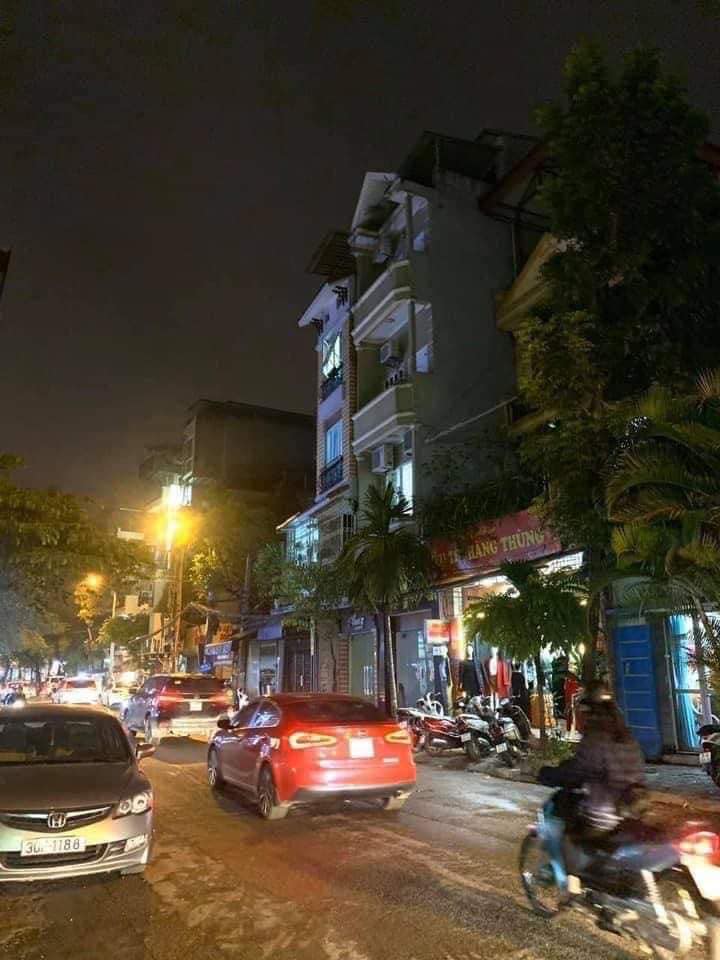 Bán nhà mặt phố Lạc Trung 45m 5 tầng 14 tỷ trung tâm Hai Bà Trưng kinh doanh sầm uất 2 mặt tiền sổ đẹp