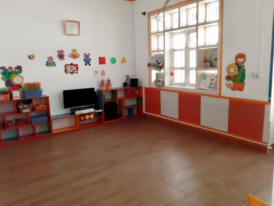 Bán nhà mặt phố Thuỵ Khuê 127m, 4 tầng, mt 9m, giá 26 tỷ