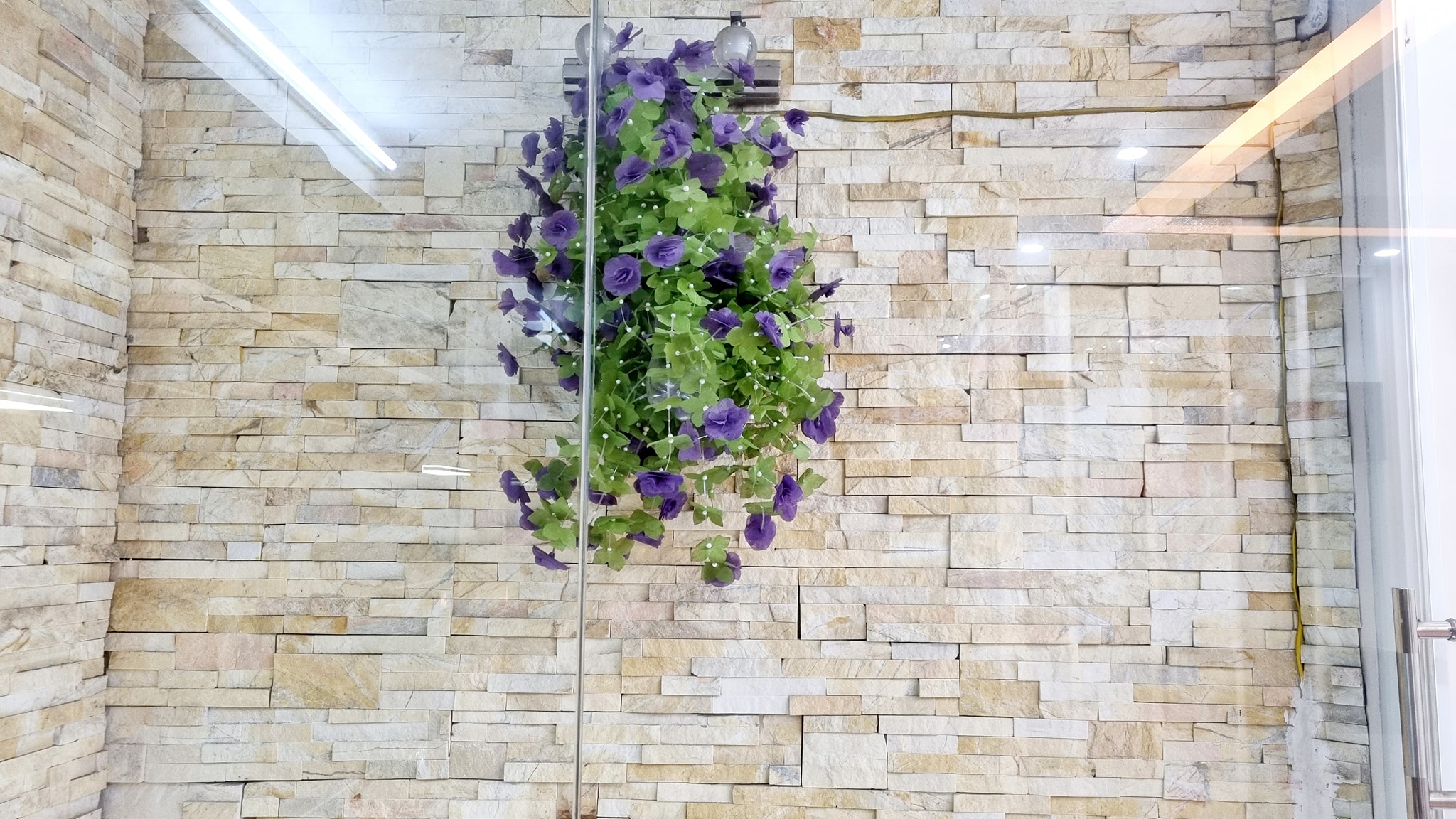 Bán nhà riêng hẻm 5m thông phường Tân Thới Nhất, quận 12, DT 335m2 giá 13 tỷ