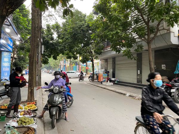 Bán mảnh đất ngõ chợ Xuân La Tây Hồ 66m 16.9 tỷ kinh doanh vỉa hè ô tô tránh phân lô nở hậu