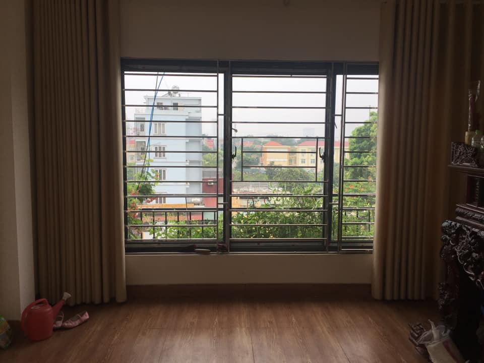 Bán nhà Lê Văn Lương - Hoàng Ngân đối diện chung cư, ô tô tránh, vỉa hè, KD đỉnh, 79m2x5T, 12.9 tỷ