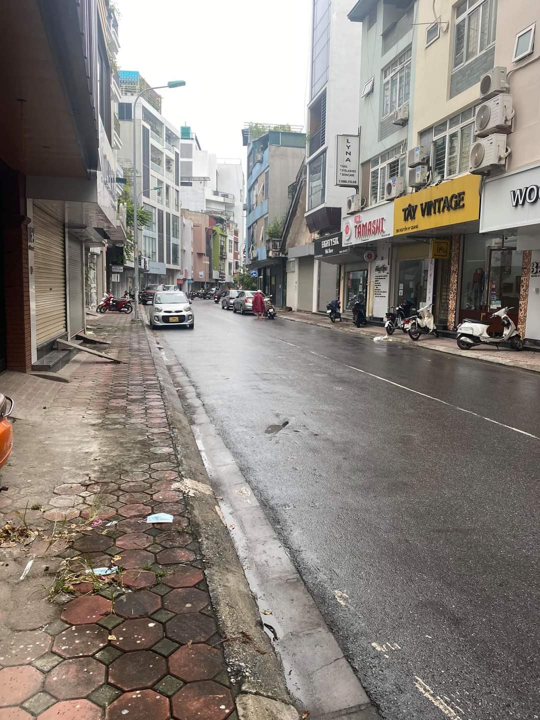 MẶT PHỐ ÔTÔ TRÁNH-KINH DOANH-VỈA HÈ RỘNG- NGUYỄN HY QUANG- ĐỐNG ĐA-DT 44m2-6T-MT 5,3m-Giá 17,5 tỷ.