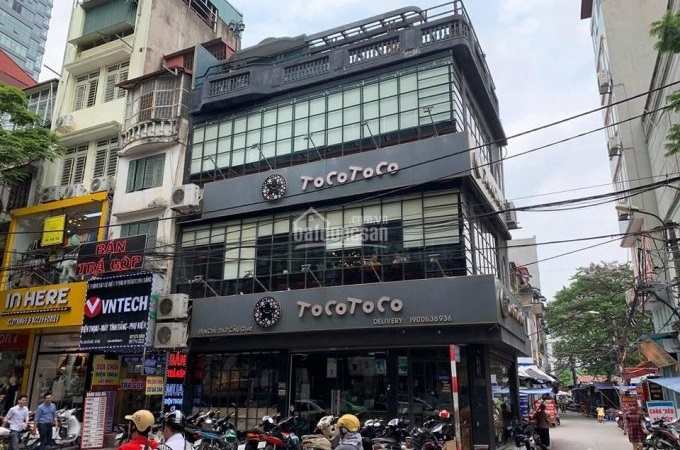 220m2