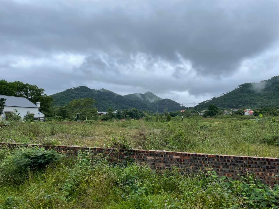 Chủ cần tiền bán gấp mảnh đất Sóc Sơn 5257m 17.2 tỷ mt 40m cạnh sân GOLF giá chỉ 3.3 tr/m2