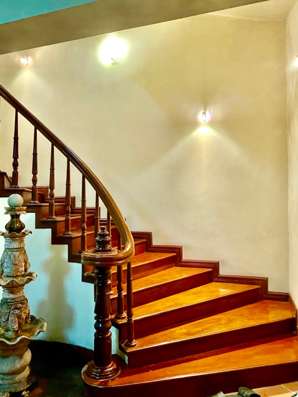 Giảm sốc 10 tỷ, toà nhà đẹp nhất phố Xã Đàn, Đống Đa