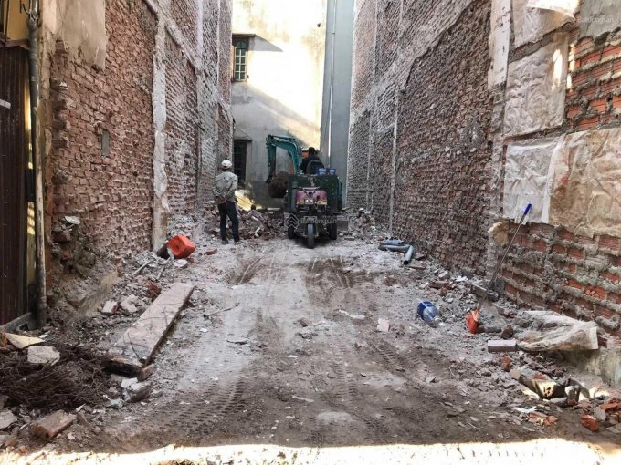 Bán đất ngõ 110 Trần Duy Hưng, cách mặt phố chỉ vài bước chân