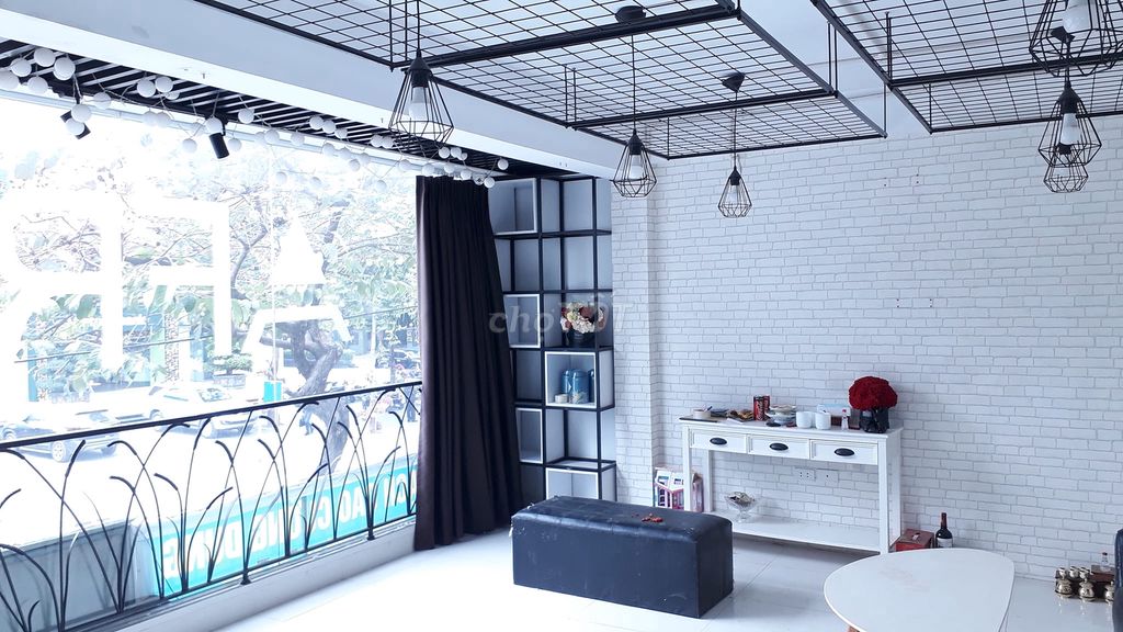 BÁN NHÀ MẶT PHỐ CÁT LINH 6T, MT 7,3M HƠN 20 TỶ