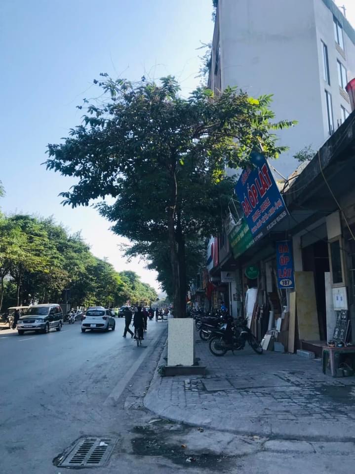 SIÊU PHẨM MẶT PHỐ THANH NHÀN - TRUNG TÂM QUẬN HAI BÀ TRƯNG - DIỆN TÍCH 80M - MẶT TIỀN RỘNG - 13M LÔ GÓC VỈA HÈ