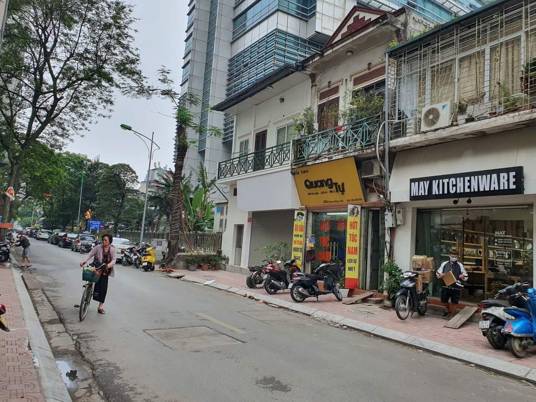 BÁN ĐẤT MẶT PHỐ-ÔTÔ KINH DOANH- PHẠM HỒNG THÁI-BA ĐÌNH-DT 64m2-2T-MT 4,6m-Giá 23,5 tỷ.