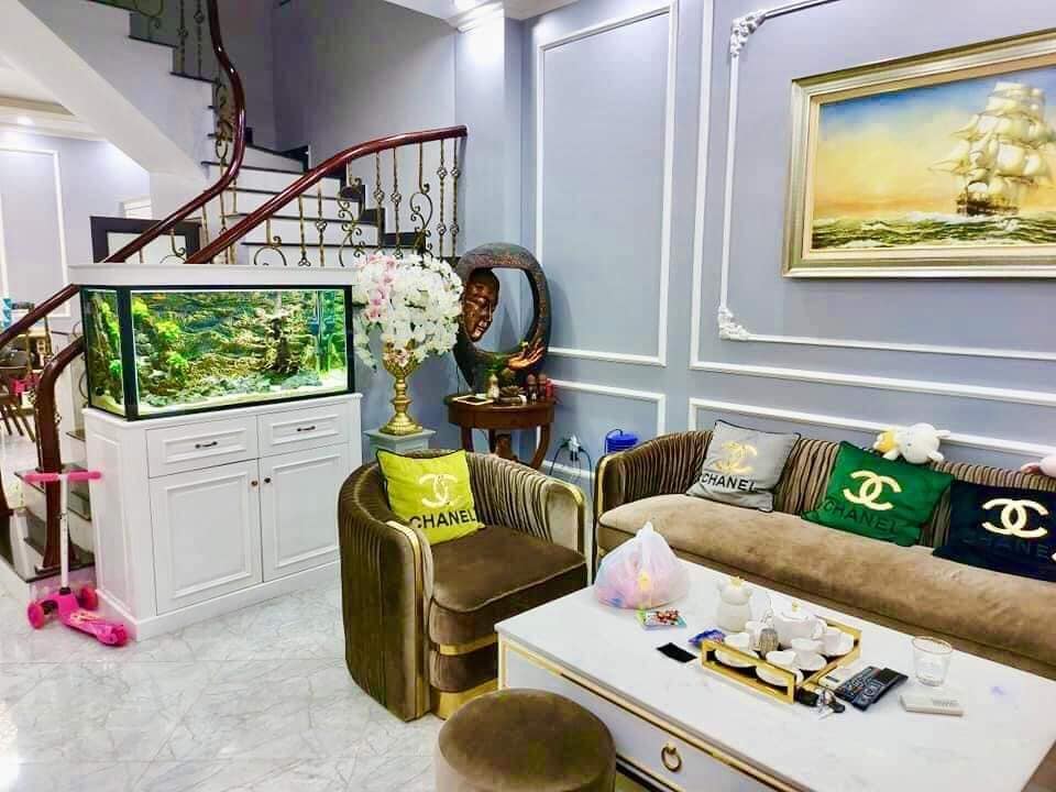 Bán lô đất 79m đường 20m hướng Đông Nam khu đấu giá Việt Hưng, Long Biên