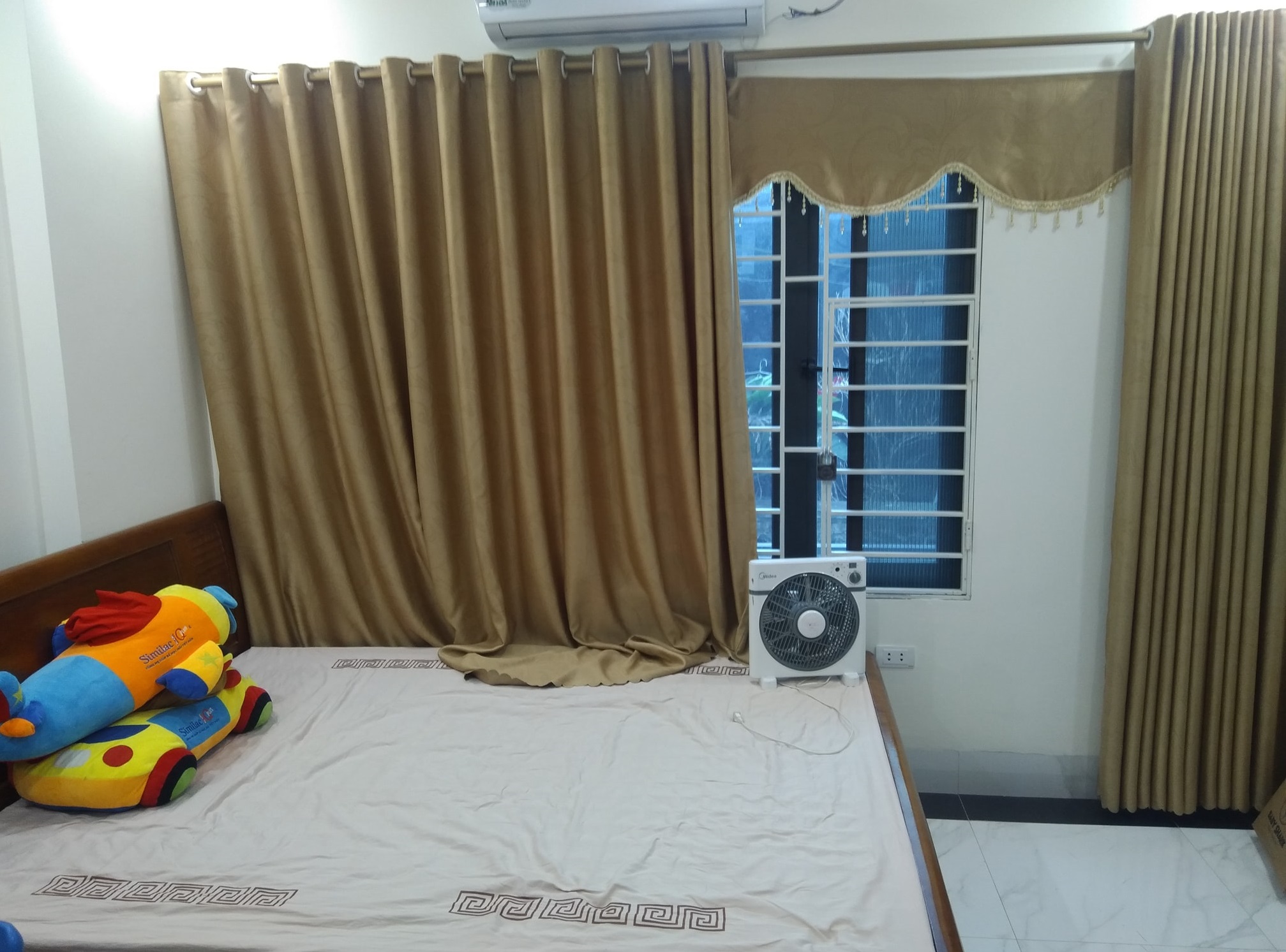 Biệt thự tại đường Lạc Long Quân - 22 tỉ.