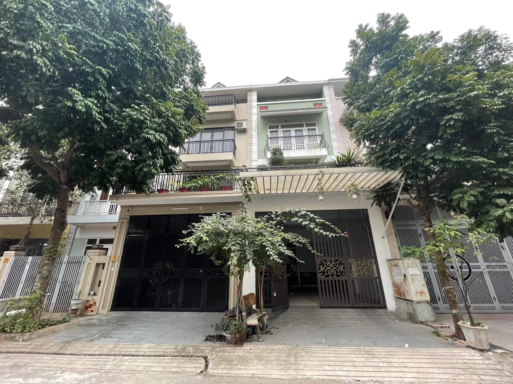 Đẳng cấp khu liền kề, ở cực sướng thuộc huyện hoài đức, DT100m2, x4 tầng, mt5m, giá 13 tỷ