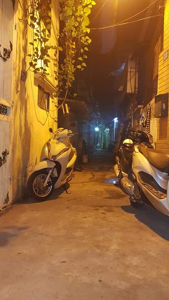 Cần bán nhà 6 tầng + đường 2 ô tô tránh nhau