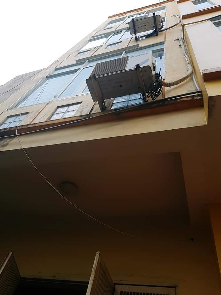 345m2