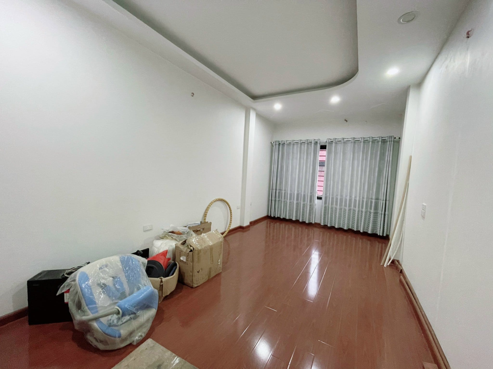 BOM TẤN PHỐ CỔ Gia Ngư 84M2 NHÀ 2 TẦNG GIÁ CHÀO 85 tỷ Hoàn Kiếm