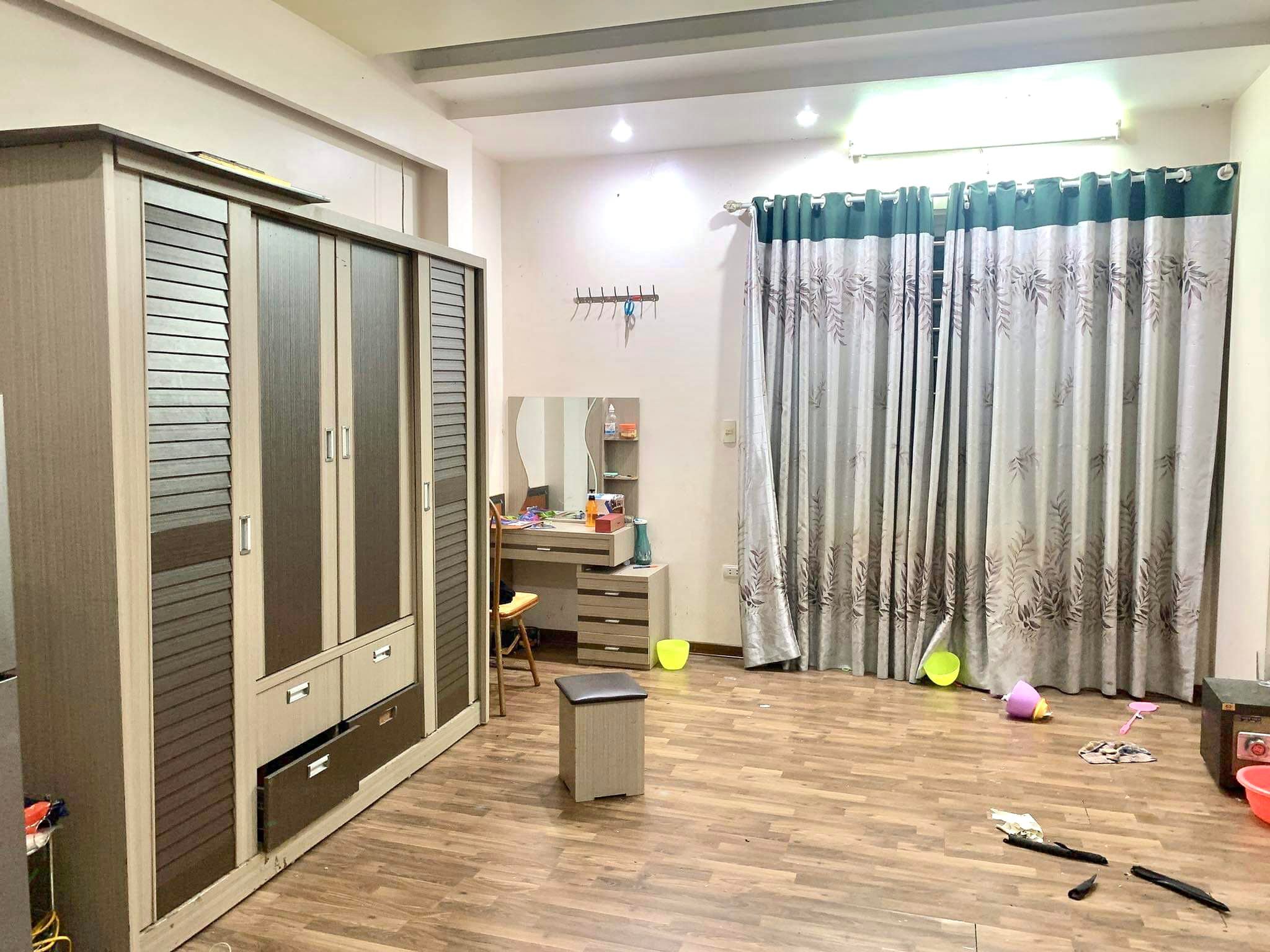 BÁN NHÀ BỐ VỢ PHỐ Khuất Duy Tiến 57M2 NHÀ 5 TẦNG GIÁ CHÀO 17 tỷ Thanh Xuân