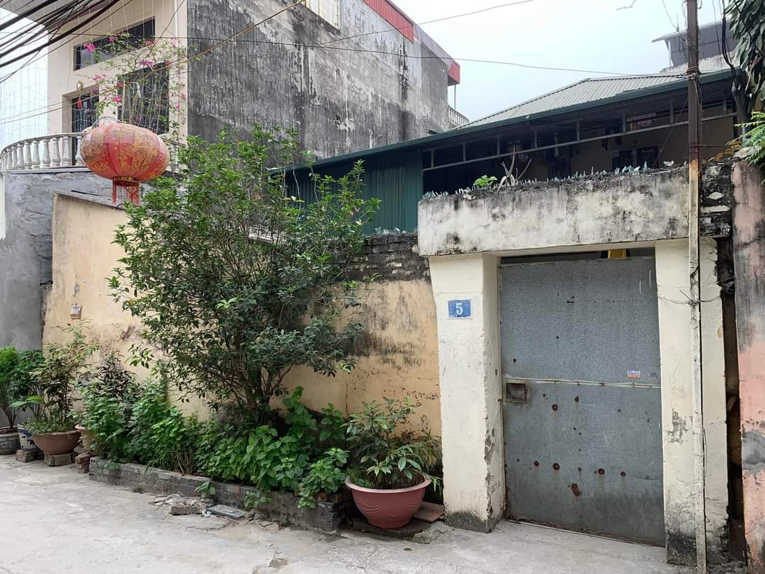 BÁN ĐẤT MẶT PHỐ-ÔTÔ KINH DOANH TÔT-GIÁP NHỊ- HOÀNG MAI-DT 160m2-C4-MT 7,9m-Giá 12,5 tỷ.