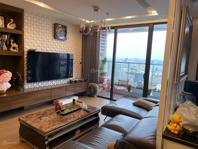 Bán Gấp Nhà Mặt Ngõ Phố Cát Linh, Đống Đa, Dòng Tiền 400 Triệu 1 Năm, Giá 15.3 Tỷ