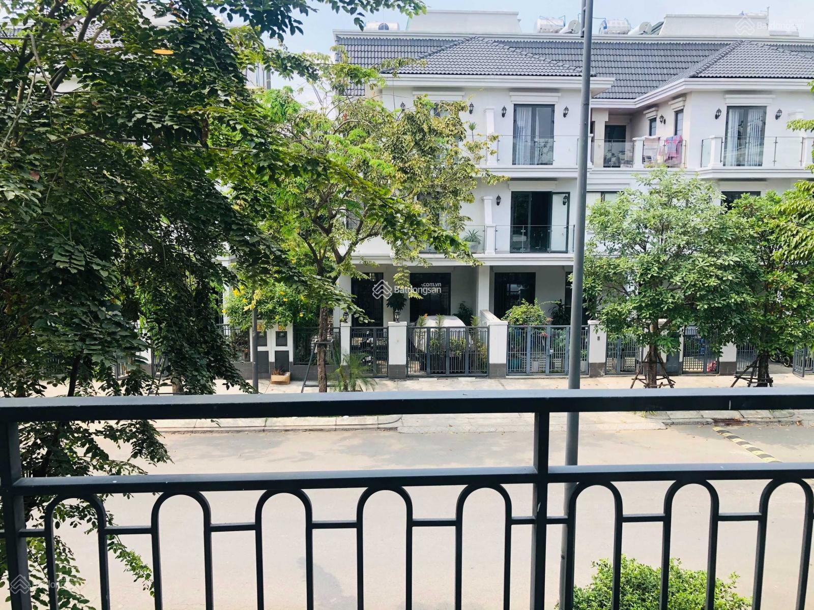 Ra nhanh nhà đẹp đẳng cấp khu ĐT Lakeview City An Phú, 4 PN full nội thất, dãy mặt tiền