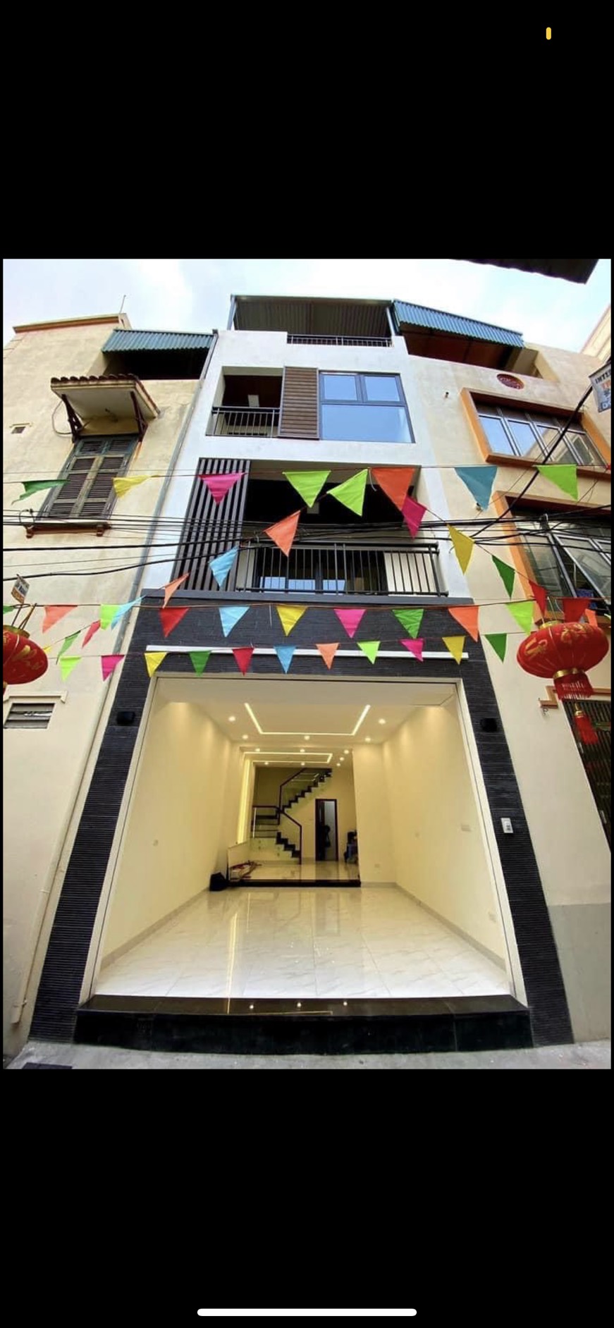 Ban nha, 3 lầu, đường HOÀNG DIỆU. Q.PN: 5m x 20m. 15 tỷ.