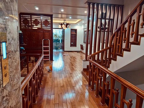 Bán nhà MP Nhà Vườn 9, 100m2 x 6 tầng, mặt tiền 5m, 13.8 tỷ