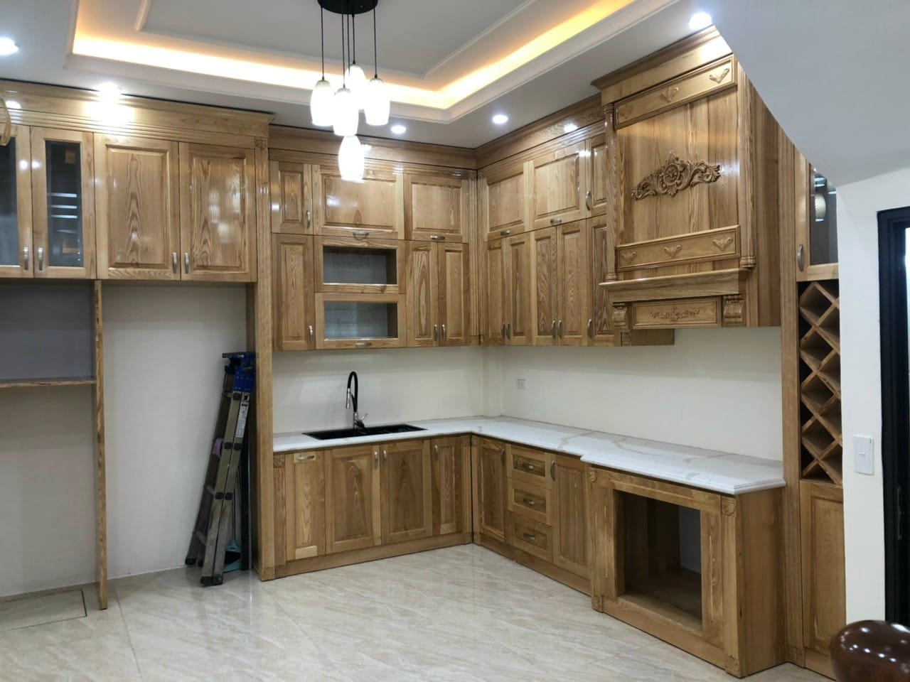 MẶT NGÕ Ô TÔ THÁI HÀ - NHÀ ĐẸP Ở NGAY KINH DOANH - VĂN PHÒNG...... LÔ GÓC