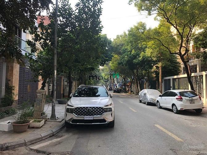 Chủ cần bán gấp Biệt Thự Cao Cấp Mỹ Đình 2, để Định Cư sang Mỹ.
