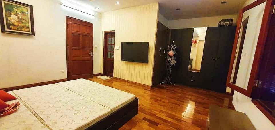 Lô góc 110m2 mặt phố Lý Nam Đế cực đẹp, mặt tiền 6m siêu hoa hậu, kinh doanh đỉnh 44 tỷ