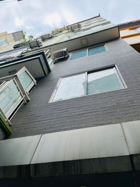 Bán nhà Kim Giang, 75m2 x 8 tầng, 17 phòng cho thuê, mt 5m