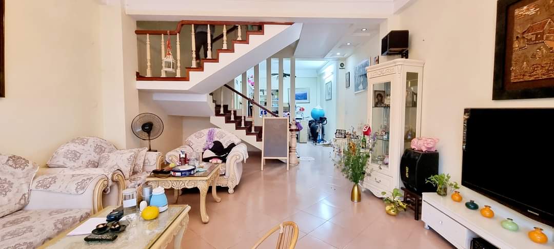 MẶT NGÕ ÔTÔ TRÁNH-KINH DOANH TỐT- LẠC LONG QUÂN- CẦU GIẤY-DT 90m2-5T-MT 7,3m-Giá 16,5 tỷ.